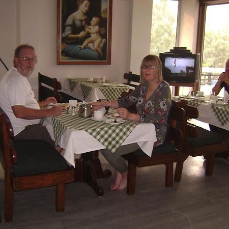 The Royal Residency Hotel Ню Делхи Екстериор снимка